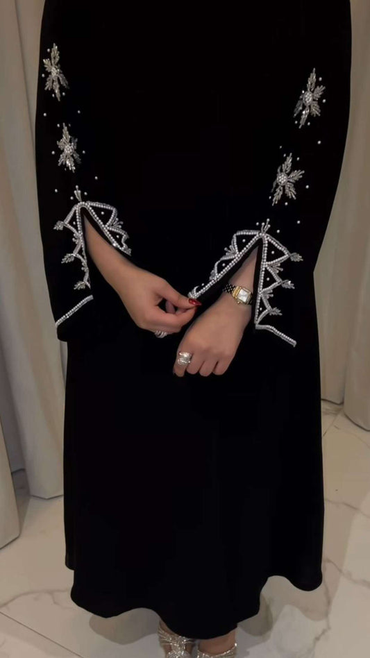Pearl Slit Abaya