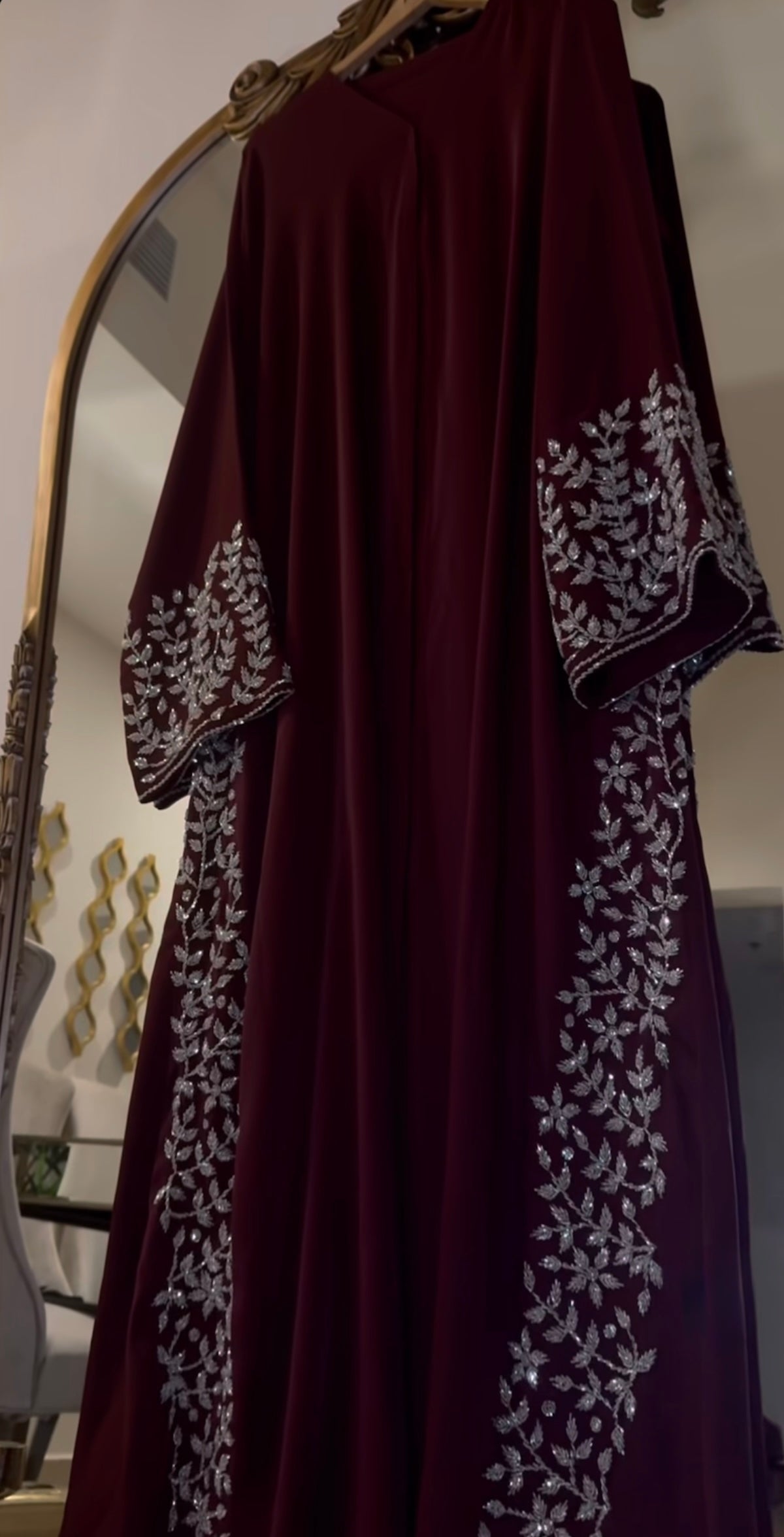 Burgundy Grace Abaya