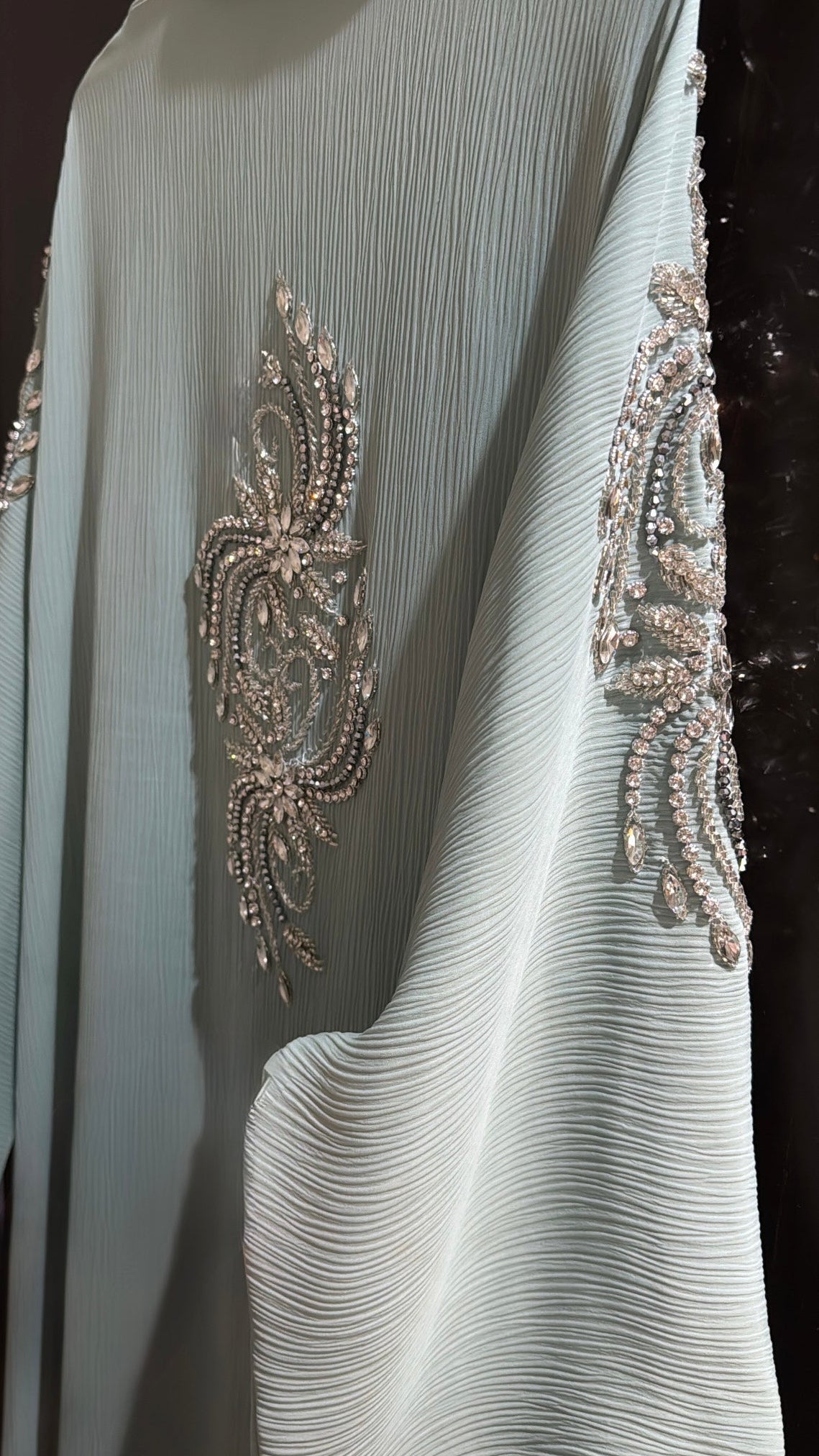 Zoom Imperial Abaya